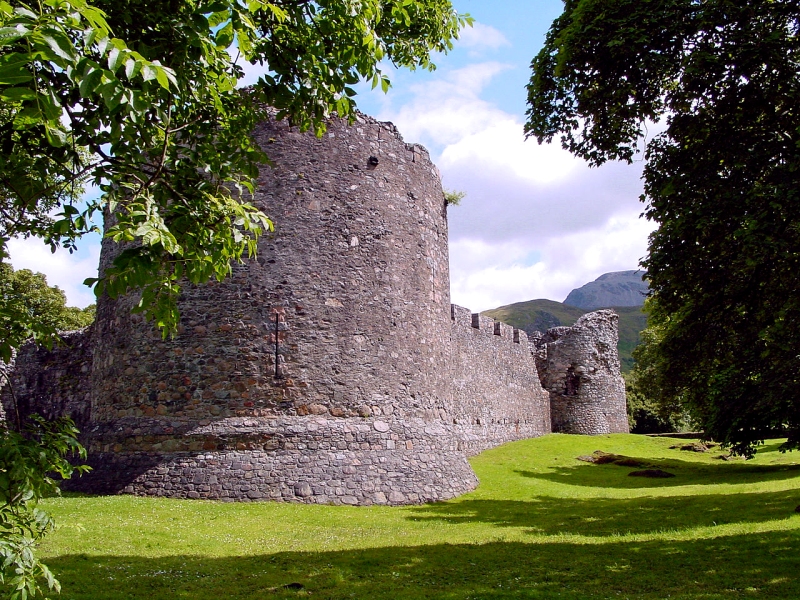 Inverlochy Castle by Bert Kaufmann