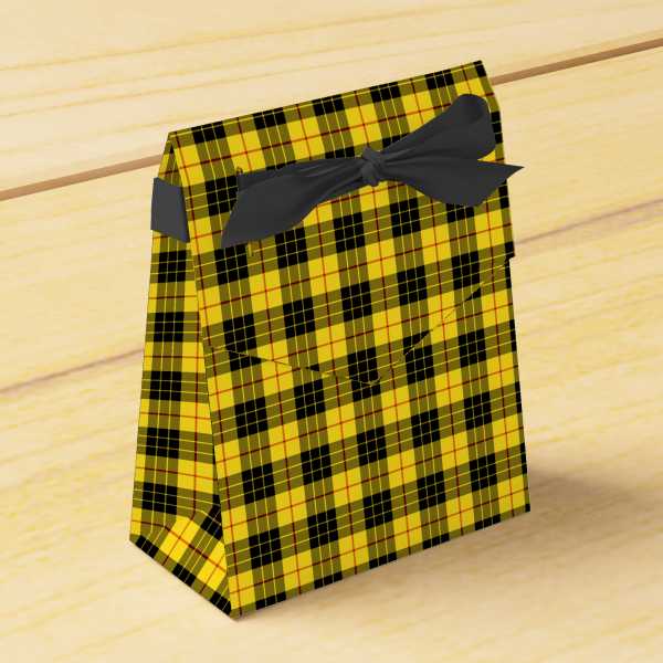 Plaid favor box