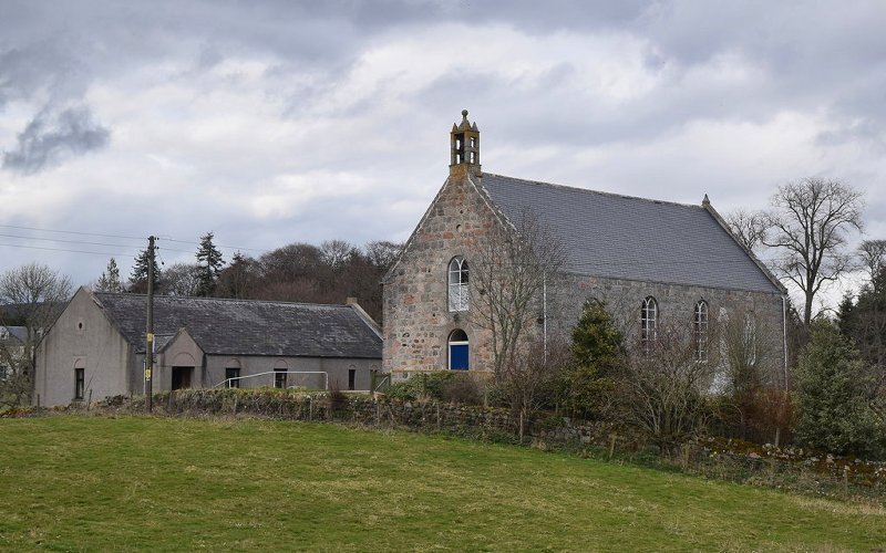 Cluny Parish Kirk by Bill Harrison
