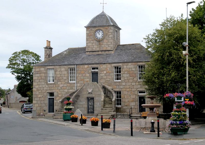 Kintore Town House by Oliver Dixon
