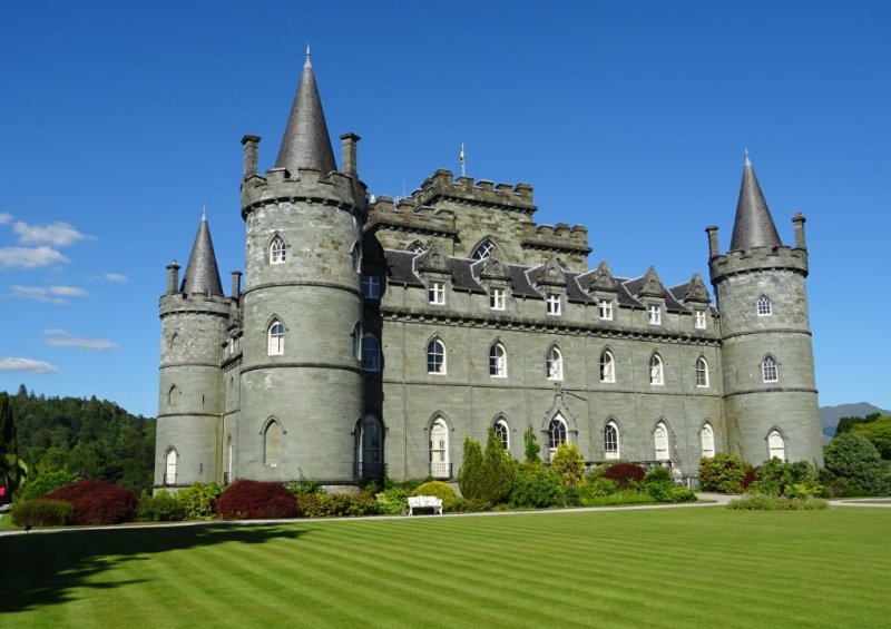Inveraray Castle by Philip Halling