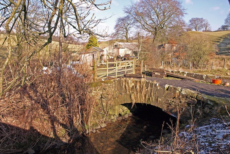 The Old Blackburn Bridge, Dunlop by wfmillar