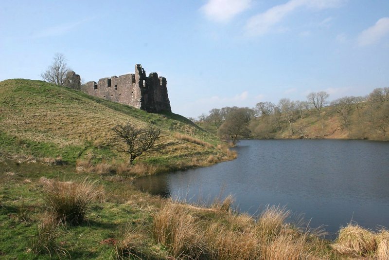 Morton Castle by Richard Sutcliffe