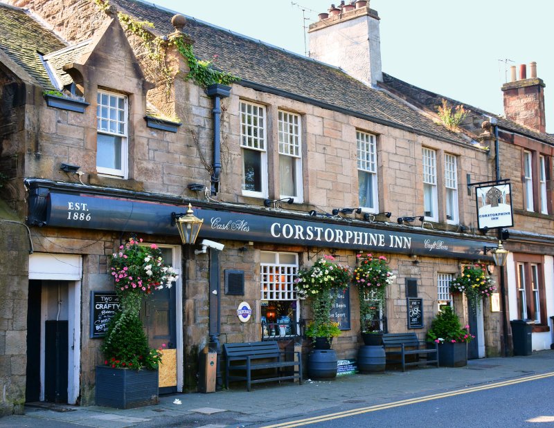 Corstorphine Inn by Mike McBey