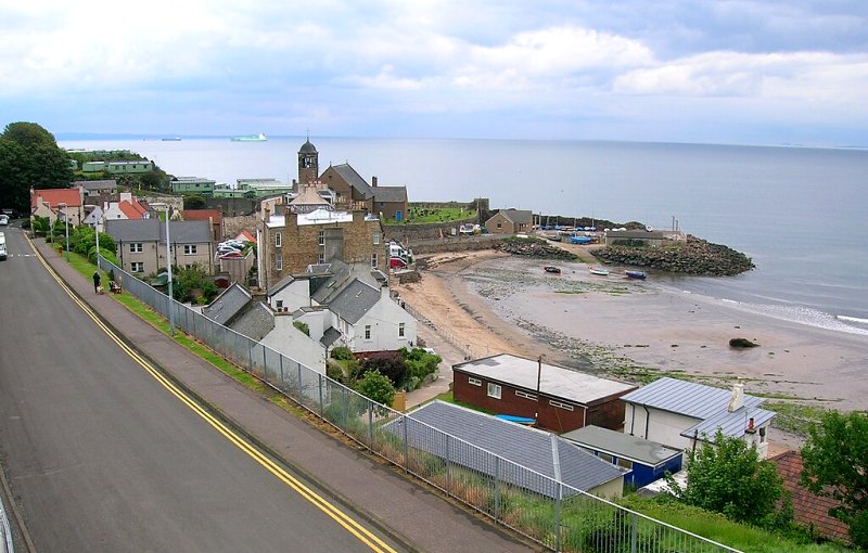 Kinghorn Harbour, Fife by Rosser1954