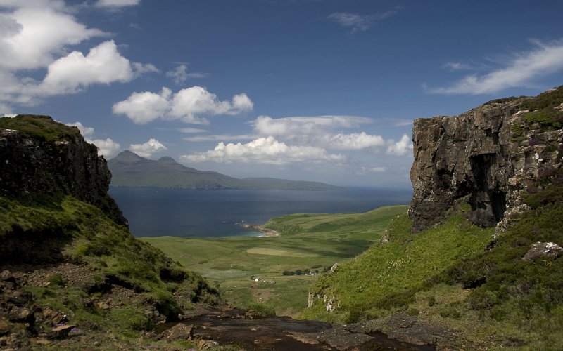 BeinnBuidhe, Egg by Odd Wellies