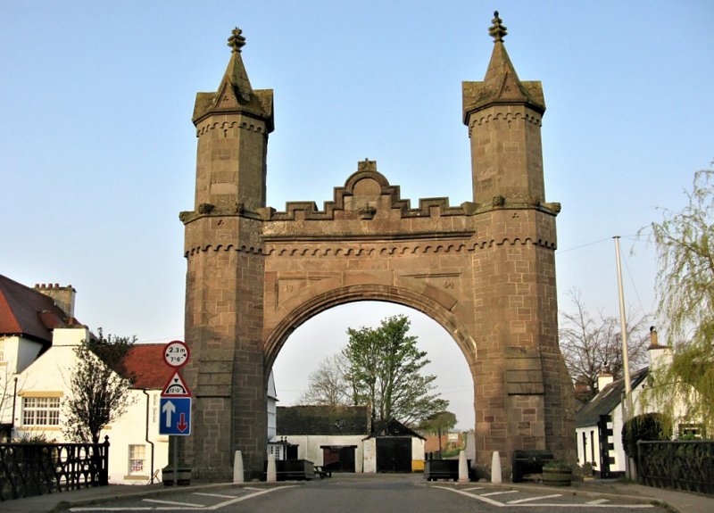 Royal Arch, Fetterciarn by G Laird