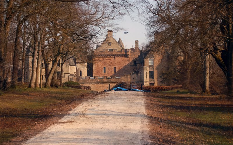 Dalziel House, North Lanarkshire by Paul McIlroy