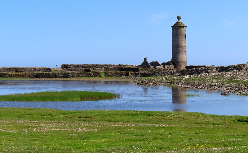 Dennis Loch, Hollandstoun, North Ronaldsay by Anne Burgess