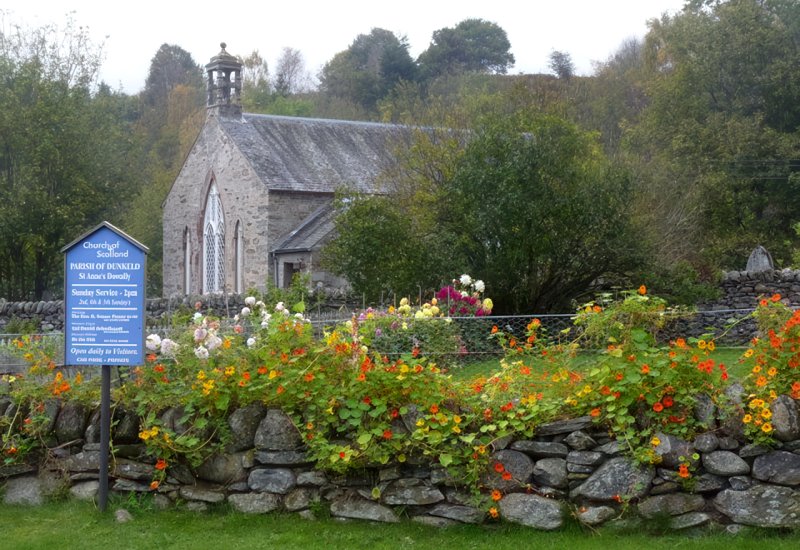 St Anne's Church of Scotland by Becky Williamson