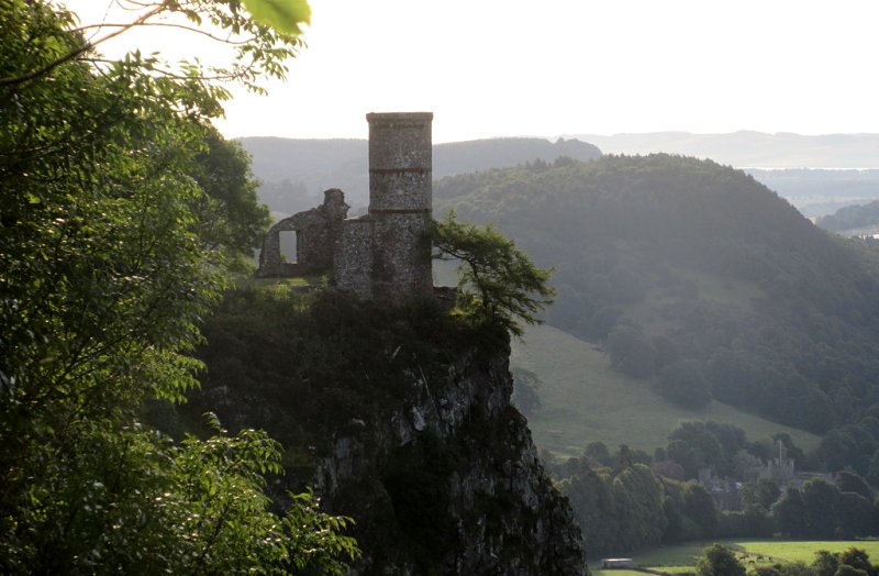 Kinnoull Hill Tower, Tarsappie by Scott Cormie