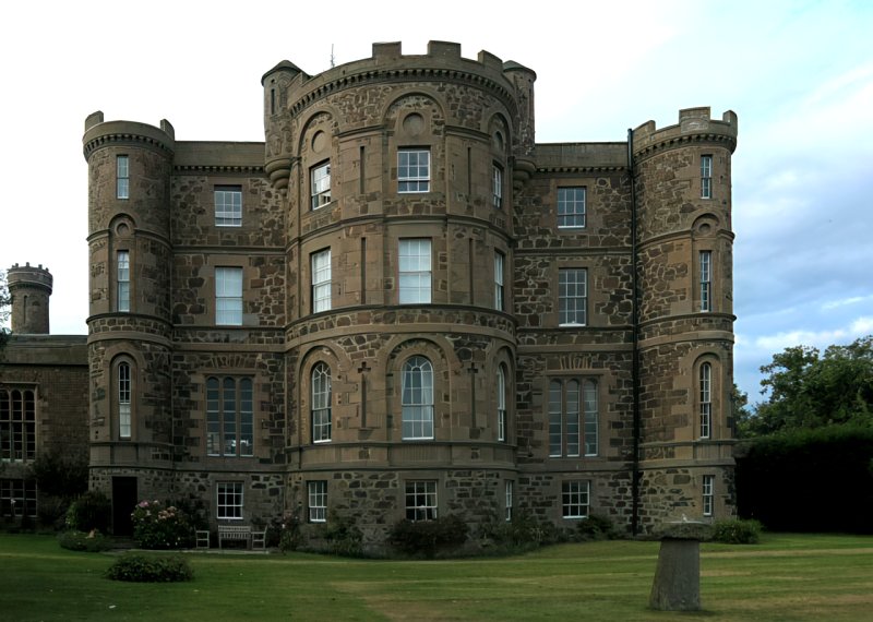 Pitfour Castle by Rob Burke