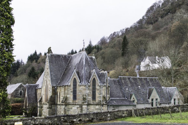 Weem Kirk by Peter Moore