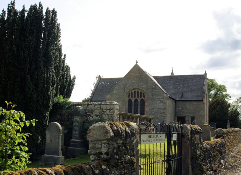 Parish Church of Killearnan by Stuart Logan