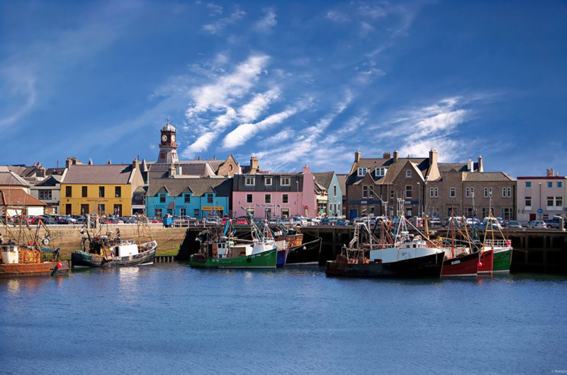 Stornoway Harbour by Stephen Branley