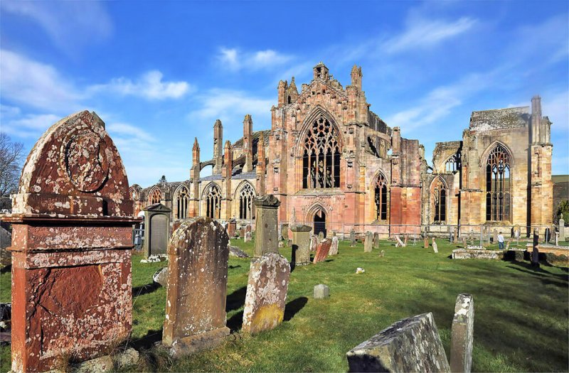 Melrose Abbey by Walter Baxter