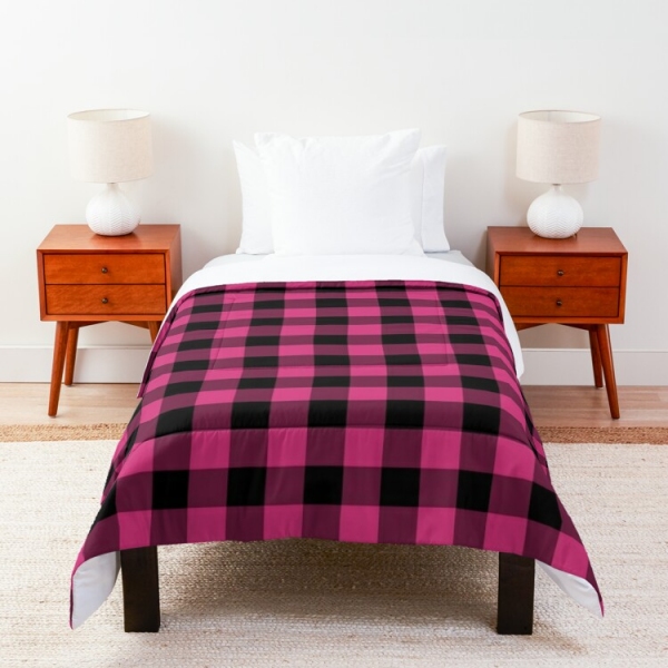 Bright pink buffalo plaid comforter