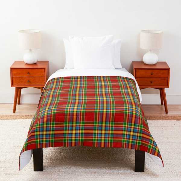 Chattan tartan comforter