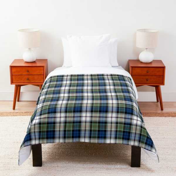 Clan Colquhoun Dress tartan comforter