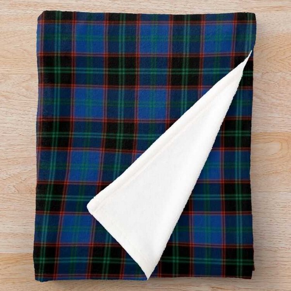 Hume tartan fleece throw blanket