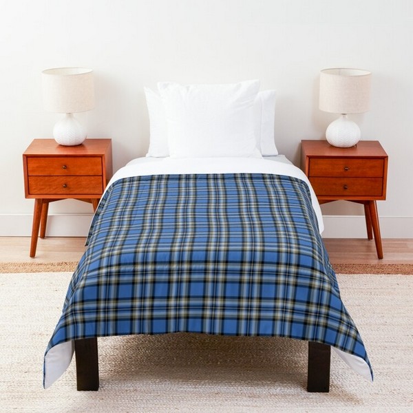 Isle of Skye District tartan comforter