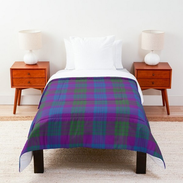 Lang tartan comforter