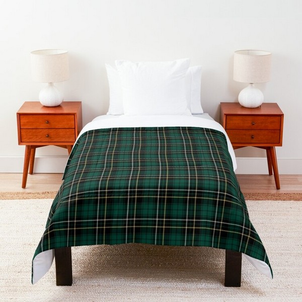 MacAlpine tartan comforter