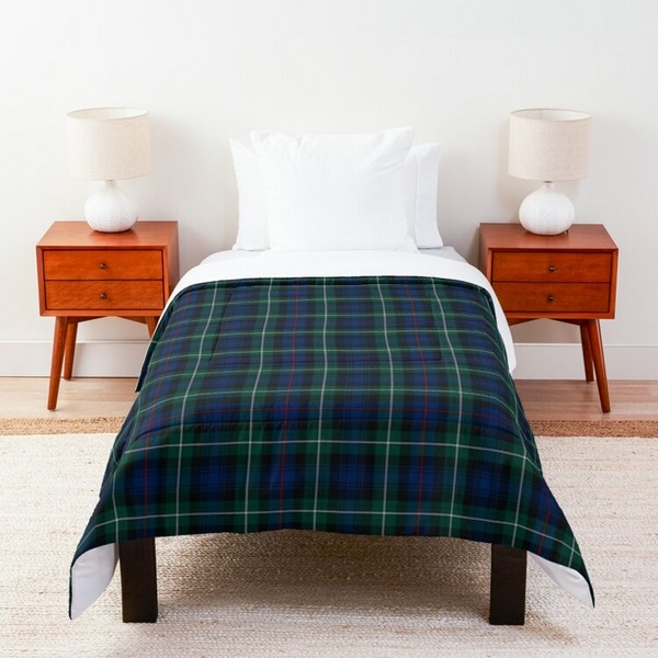 Mackenzie tartan comforter