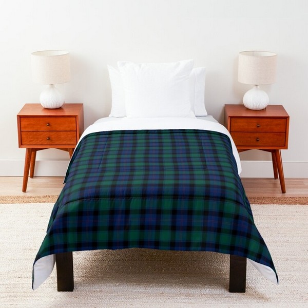 MacTaggart tartan comforter