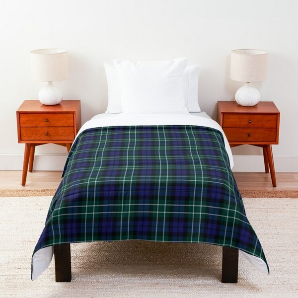 Menteith tartan comforter