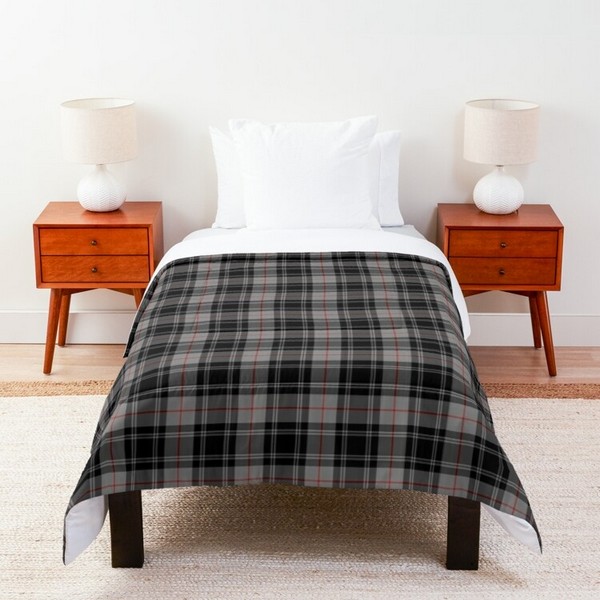 Moffat tartan comforter