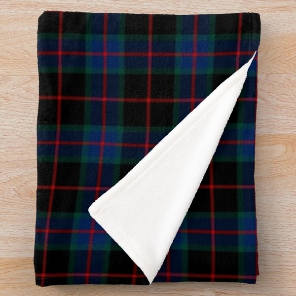 Nairn tartan fleece throw blanket