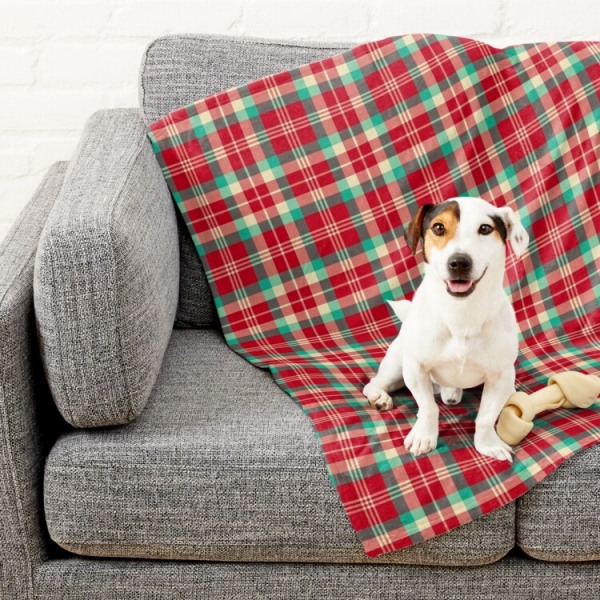 Red Retro Christmas Plaid Pet Blanket