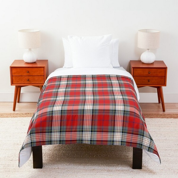 Clan Warden tartan comforter