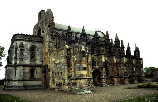 Rosslyn Chapel by Ronnie Leask